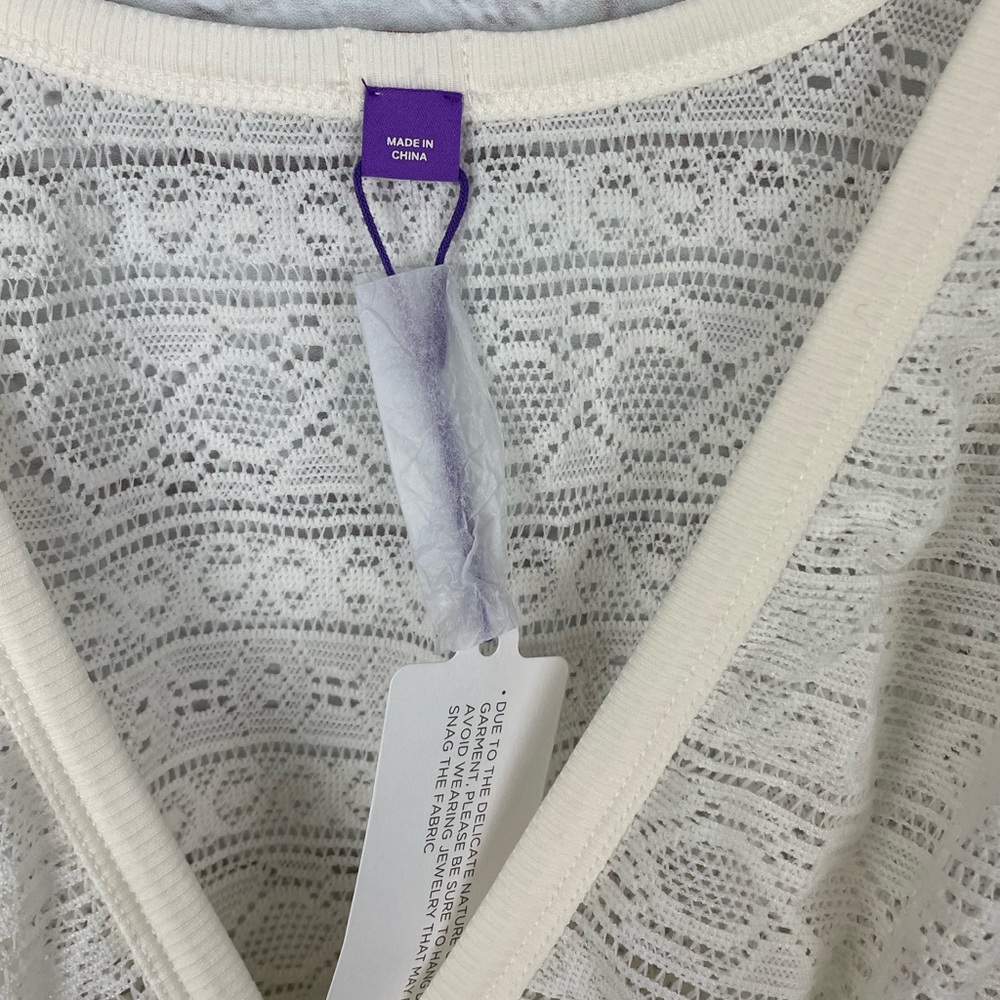 Yitty White Knit Slip Plunge Crop Top Size 1X NWT! - Picture 4 of 7